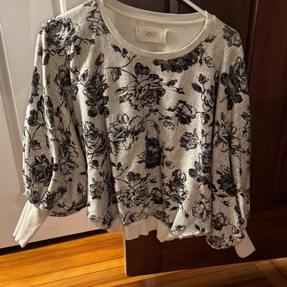 Muse Black Floral Print Sweatshirt